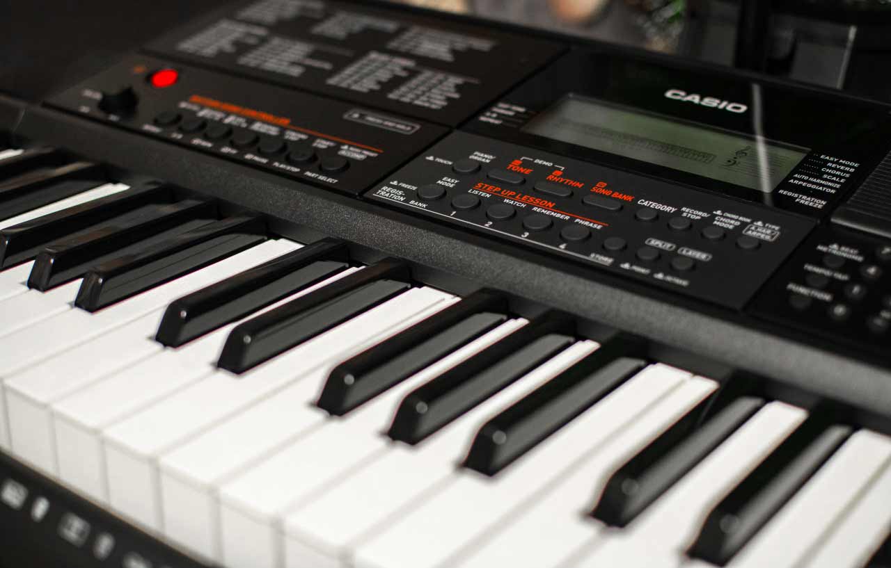 Best Beginner Keyboards Under 300
