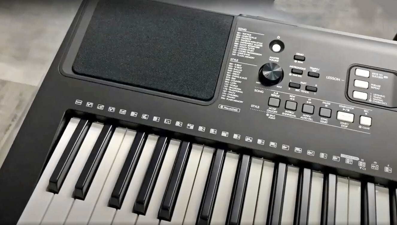 Best Beginner Keyboards Under 300$
