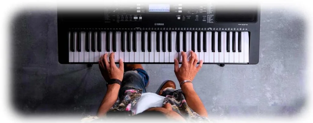 Yamaha PSR-E373 and EW-310