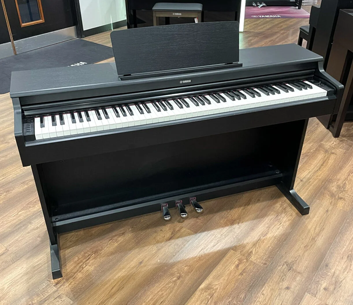 Yamaha Arius YDP-165B review