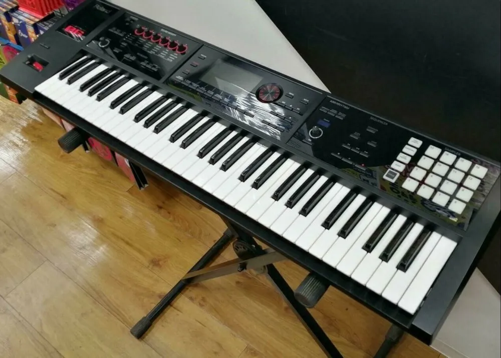 Roland FA-06